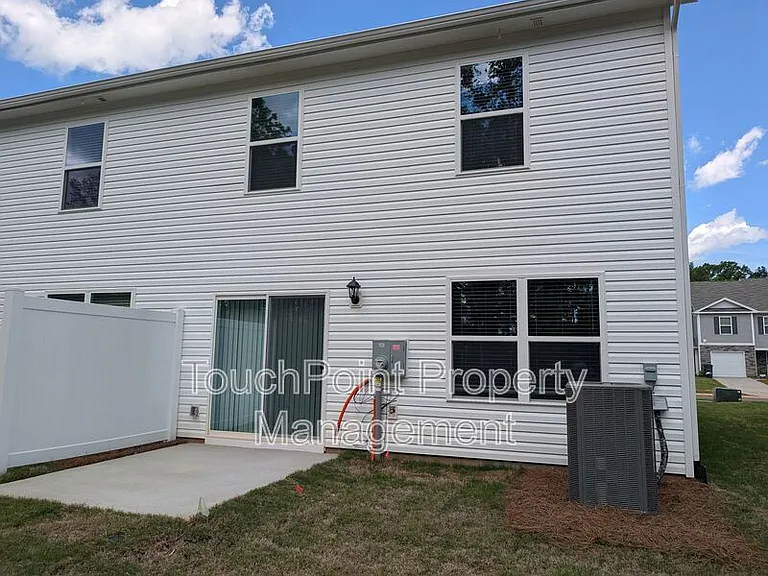 5132 Hyrule Dr — Photo 15