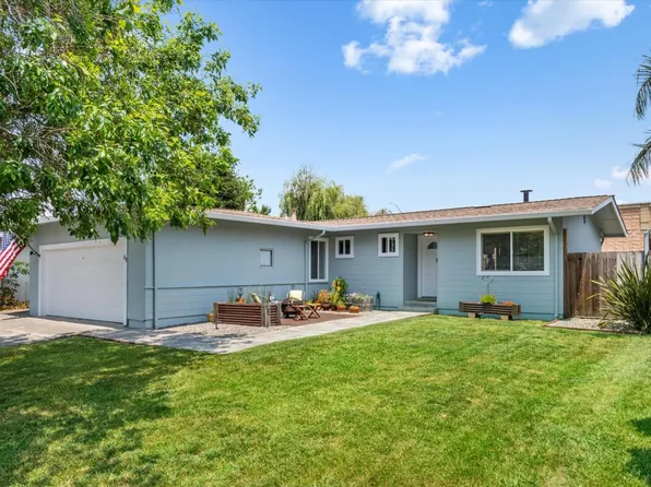 53 Arlington Drive, Petaluma, CA 94952