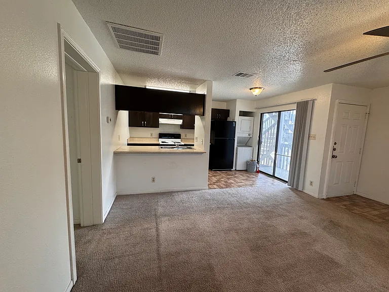 Unit 122 ... This unit is move in ready call now and let's make a deal!
