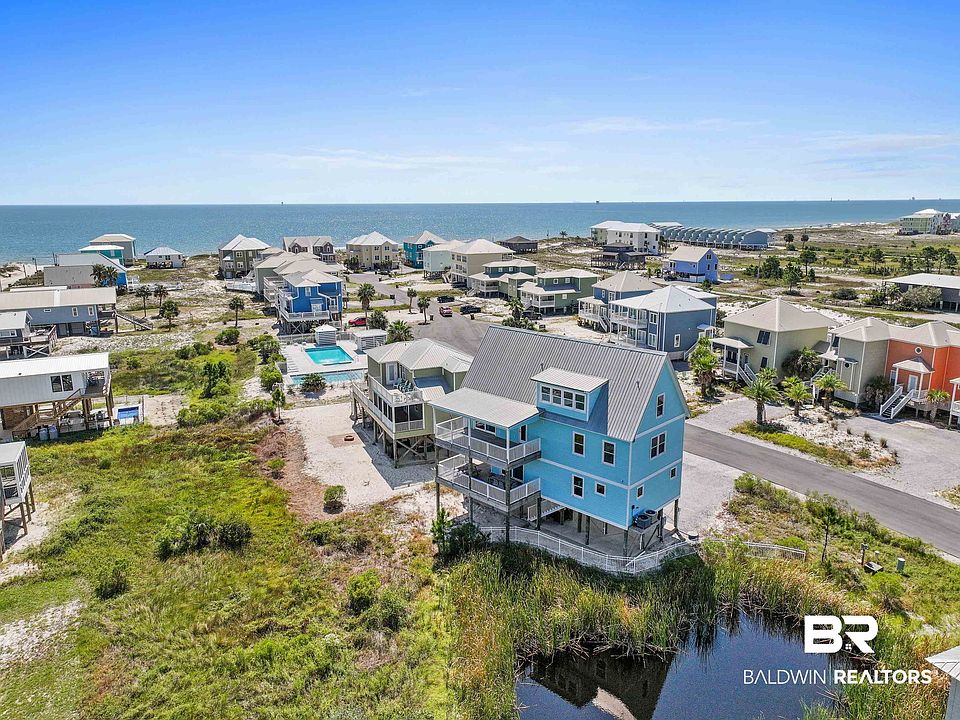 1st image of 450 S Breakers Ln