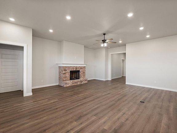 5th image of 10805 Beaufort Ave