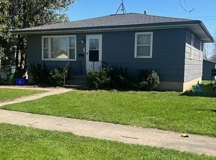 420 W Greene St, Postville, IA 52162