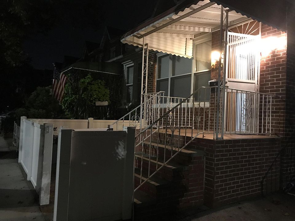 1st image of 2073 Ford St