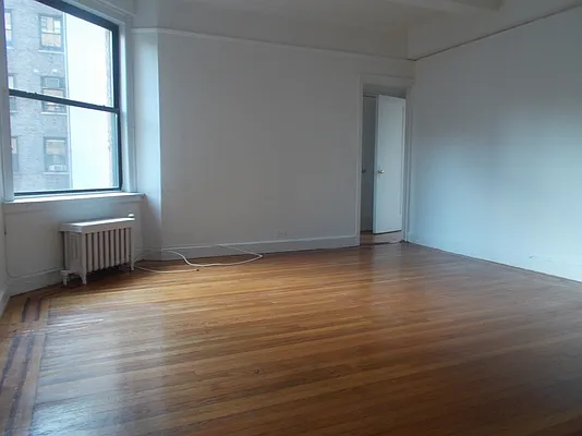 Rented by Pink Stone Realty LLC | media 16