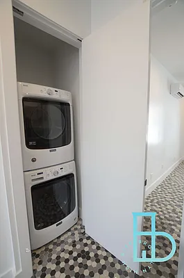 Rented by Miron Realty Group | media 49