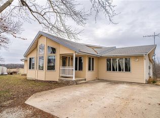 9724 SW Taylor Rd, Stewartsville, MO 64490