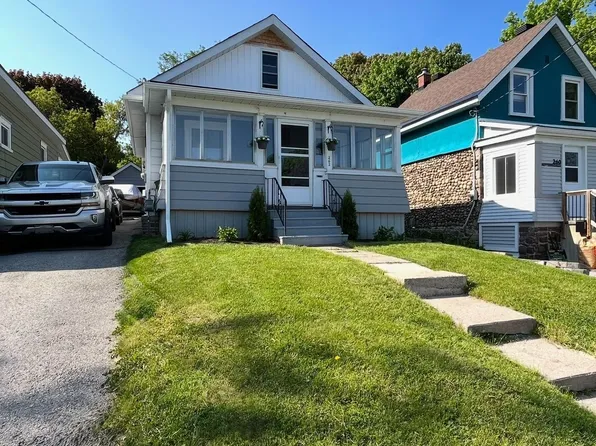 262 Nottawasaga St, Orillia, ON L3V 3K4