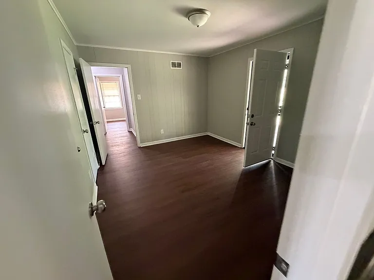 1786 Hester Rd — Photo 50