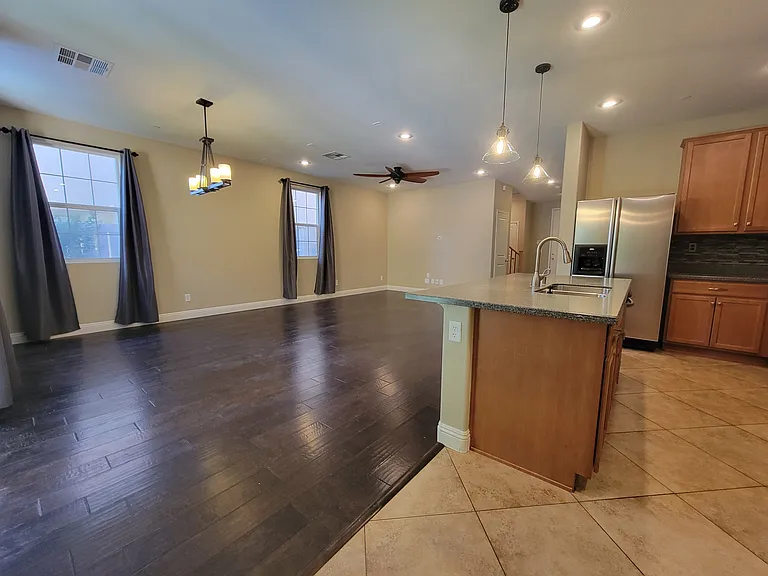 3191 Sisley Garden Ave — Photo 3