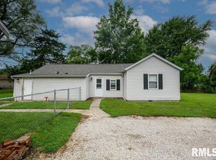572 Roosevelt St, Creve Coeur, IL