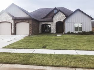 1765 Josh Dr, Conway, AR 72034