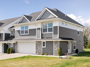 9530 Bridle Way, Victoria, MN 55386