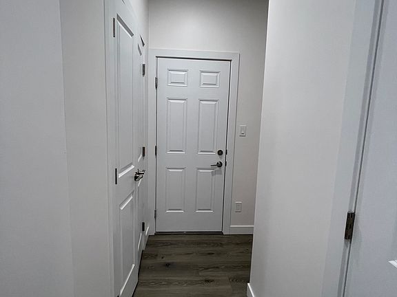 3rd image of 740 Daniels Way SW