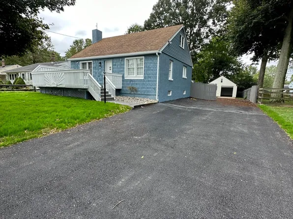 2927 Ogletown Rd, Newark, DE 19713