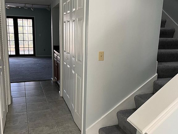 Entry way hall