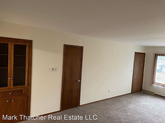 3rd image of 633 Imperial Ct #3