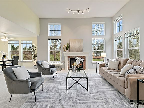 2nd image of 22639 NE Alder Crest Drive #202