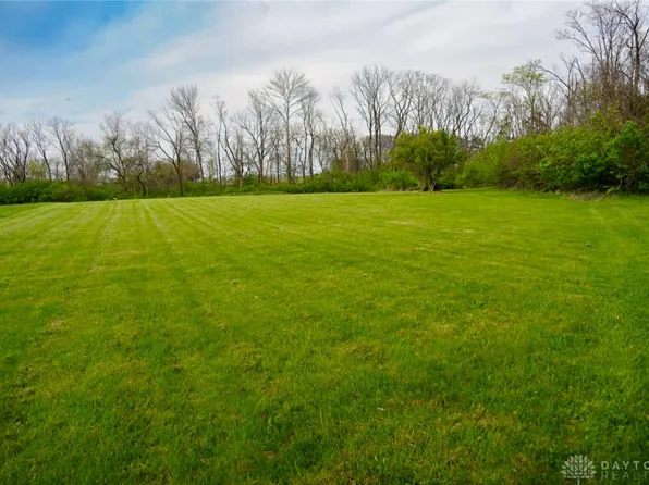 1229 E Pekin Rd, Lebanon, OH 45036