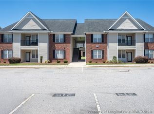 4020 Bardstown Ct APT 104, Fayetteville, NC 28304