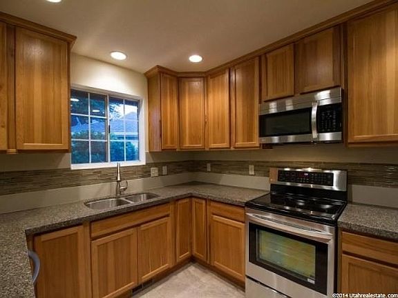 4th image of 7759 S Sarto Ave