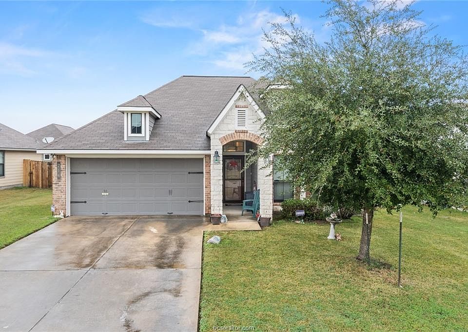 1st image of 216 Boulder Dr
