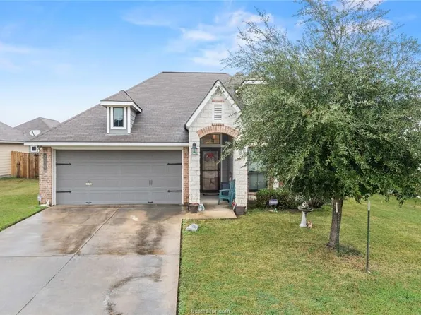 216 Boulder Dr, Navasota, TX 77868