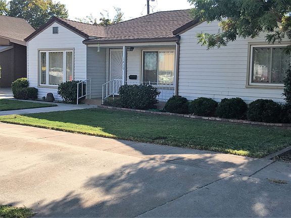 3rd image of 1419 San Joaquin St