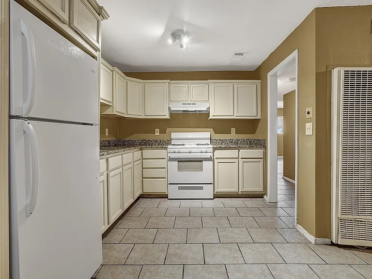 San Jose Apartments — Photo 21
