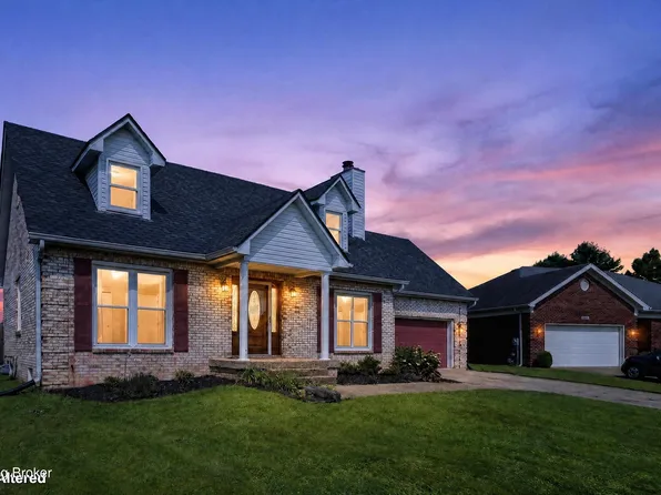 4809 Red Dawn Dr, Louisville, KY 40216