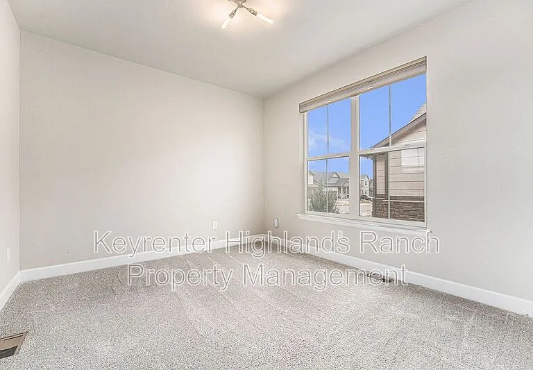8504 Garden City Ave — Photo 14
