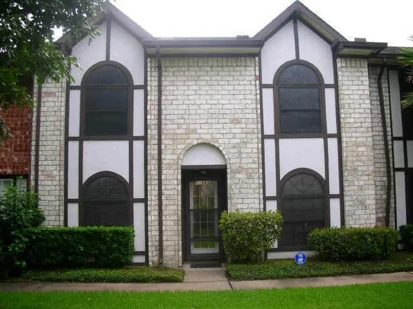 11666 S Kirkwood Rd, Stafford, TX 77477