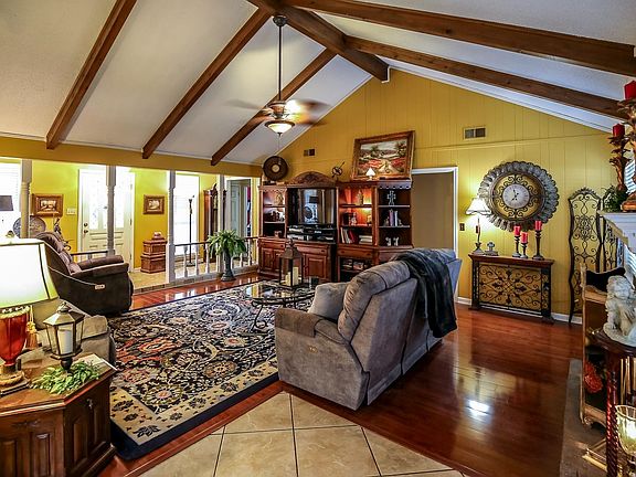 5th image of 3839 Misty Oak Dr