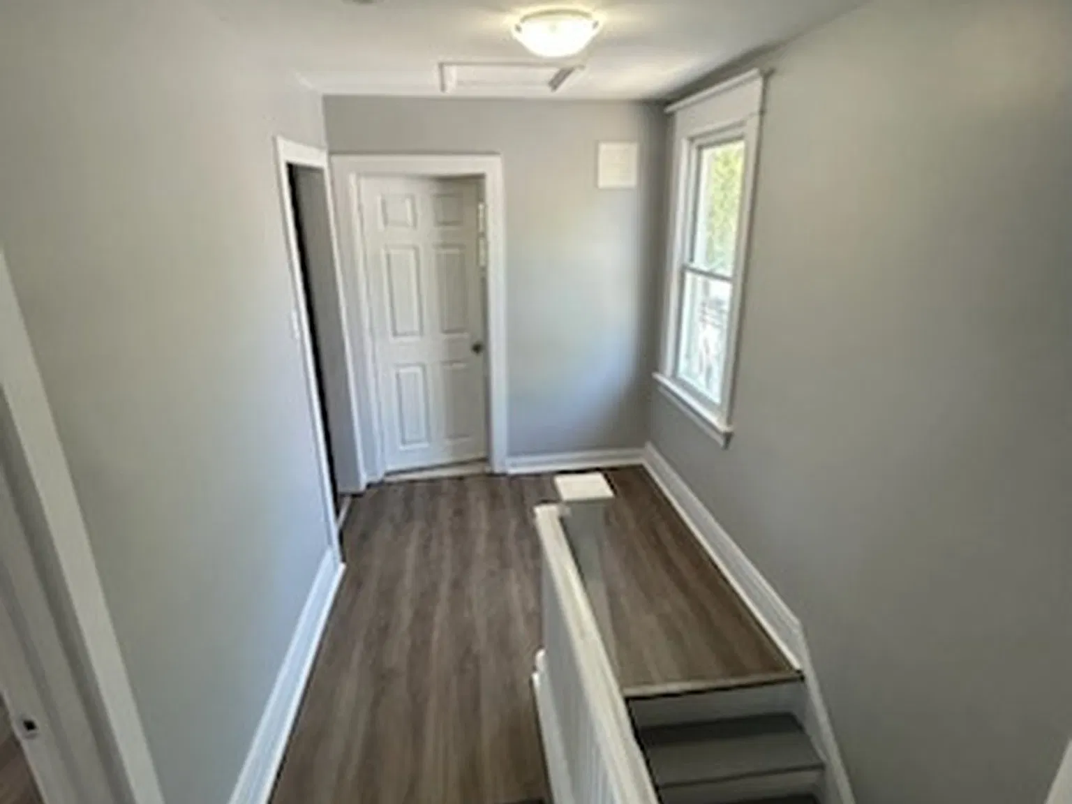 107 Lake St — Photo 3