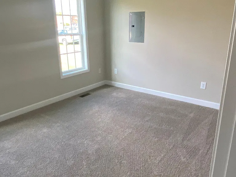 170 E Main St — Photo 10