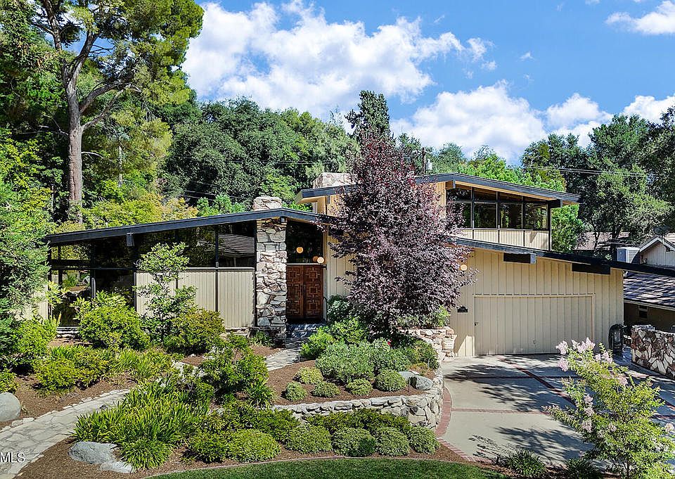 5416 Castle Knoll Rd, La Canada Flintridge, CA 91011 | Zillow