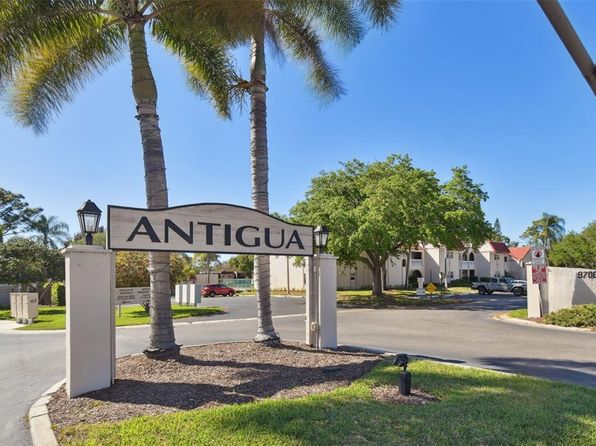 9012 Antigua Dr, Seminole, FL 33777