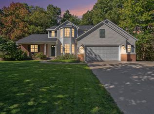 18619 Woodduck Dr, Spring Lake, MI 49456