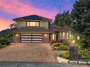 13046 Oak Crest Dr, Yucaipa, CA 92399