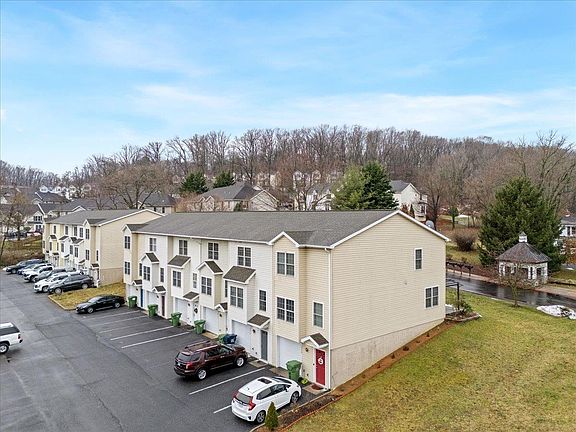 3rd image of 2314 Wishing Well Ct