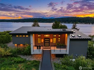 6400 NE Agate Beach Ln, Bainbridge Island, WA 98110