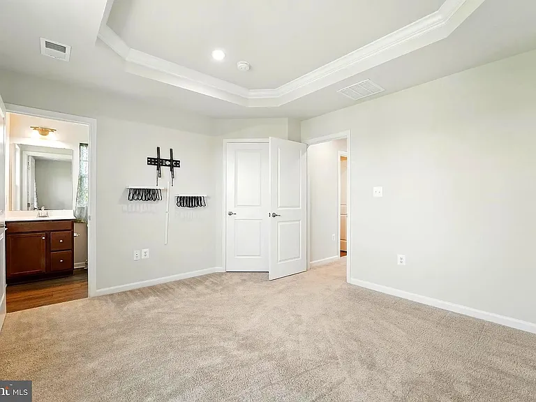 1716 Scenic Loop — Photo 18