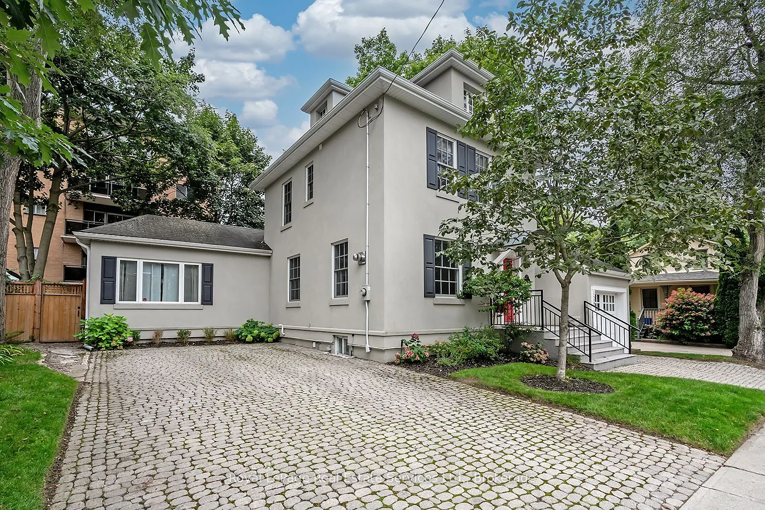 3 bed, $5,750 — Photo 2