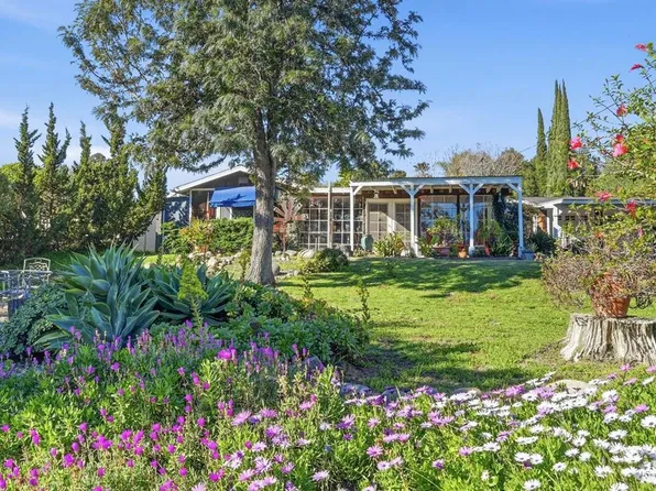 145 Barhaven Ln, Fallbrook, CA 92028