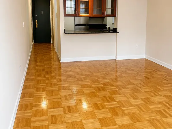 367 W 48th St, New York, NY