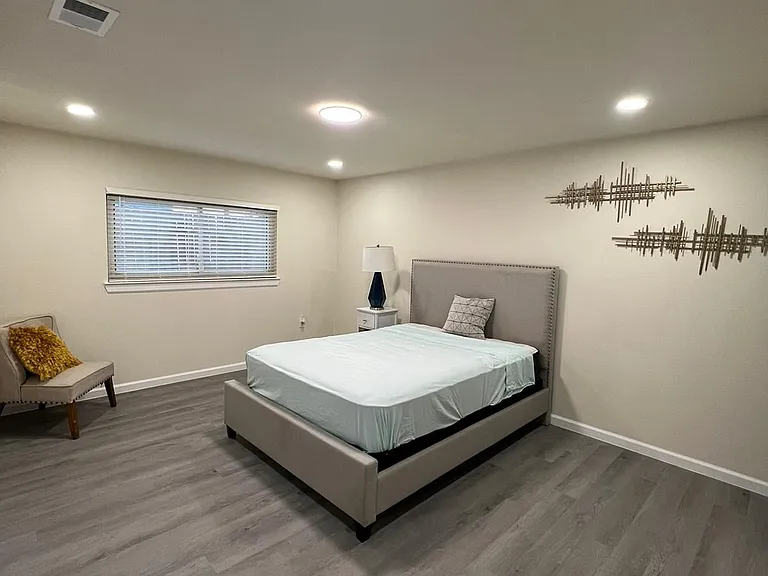 6034 Little Brandywine Crk — Photo 1