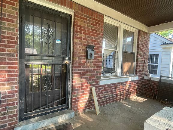 5th image of 1007 Stonewall St #1