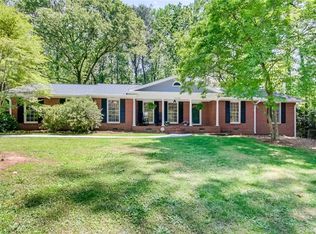 2899 Greenrock Trl, Doraville, GA 30340