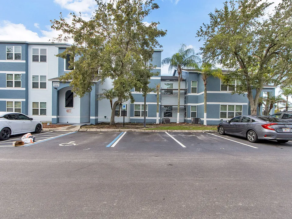 5773 Gatlin Ave #625