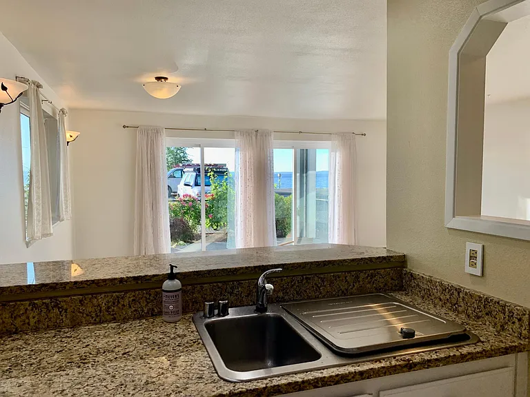 1718 Alki Ave SW #100 — Photo 32