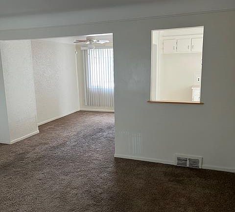 5th image of 14526 Evergreen Rd